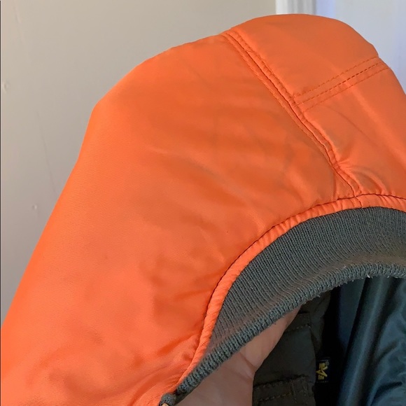 Alpha Industries Women’s XS bomber jacket - Picture 8 of 8